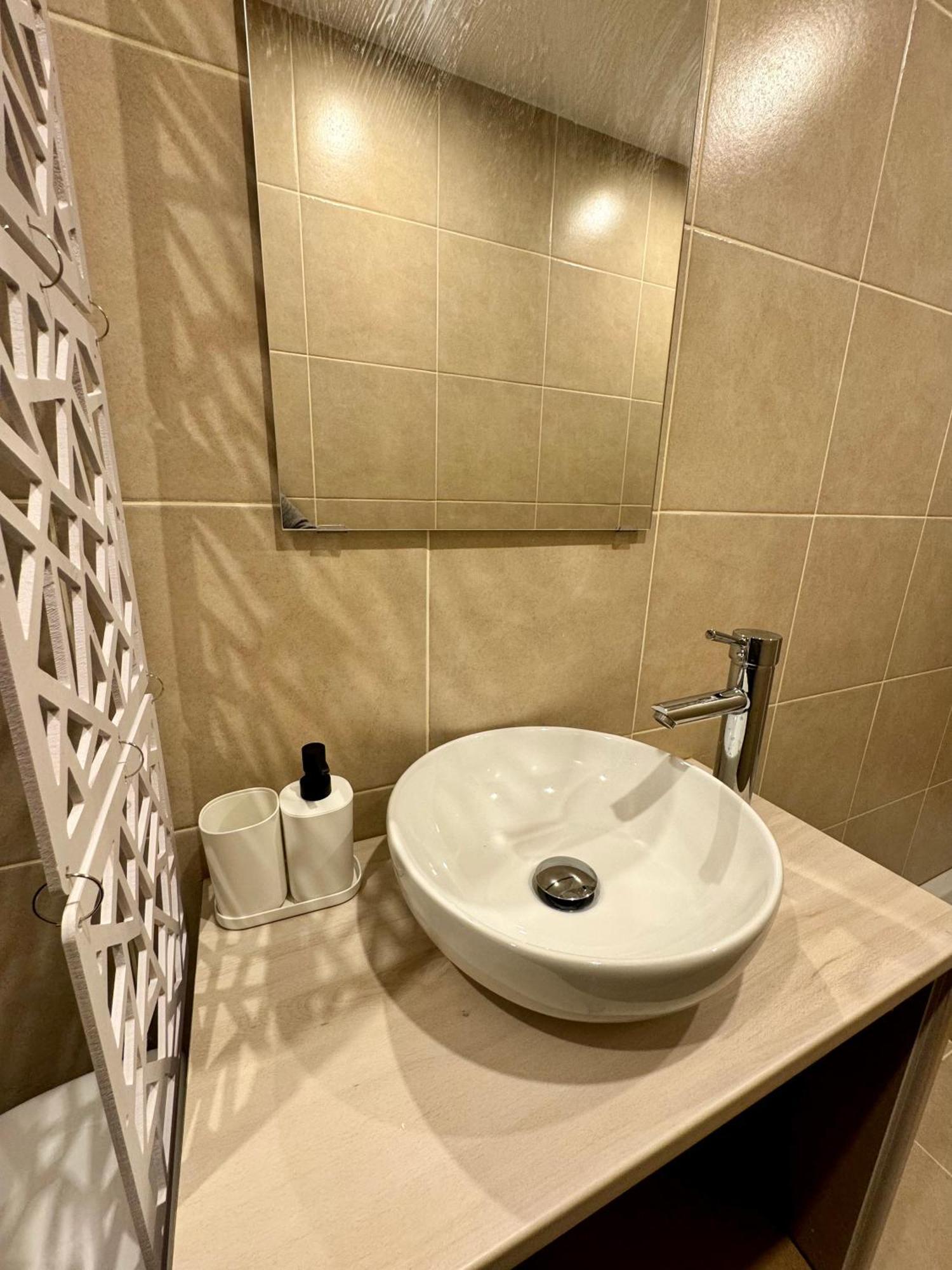 Appartement Lumineux Et Renove Pres De Montmartre "Amelie" Παρίσι Εξωτερικό φωτογραφία